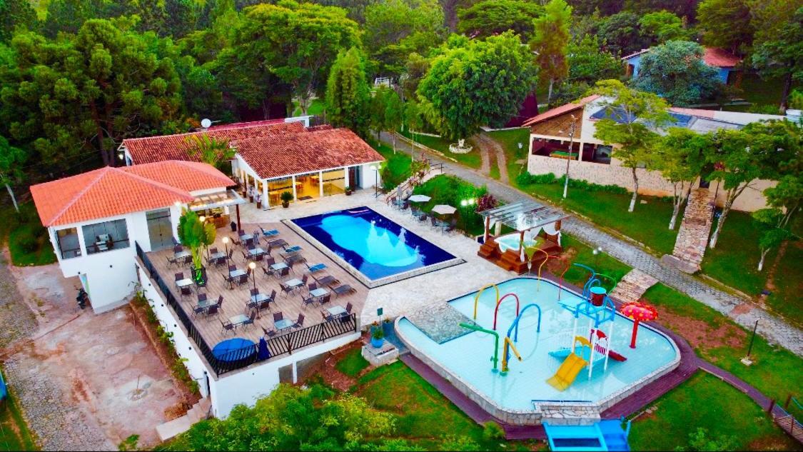 Hotel Cabana Do Rei เซาโจเอา เดล เฮย์ ภายนอก รูปภาพ